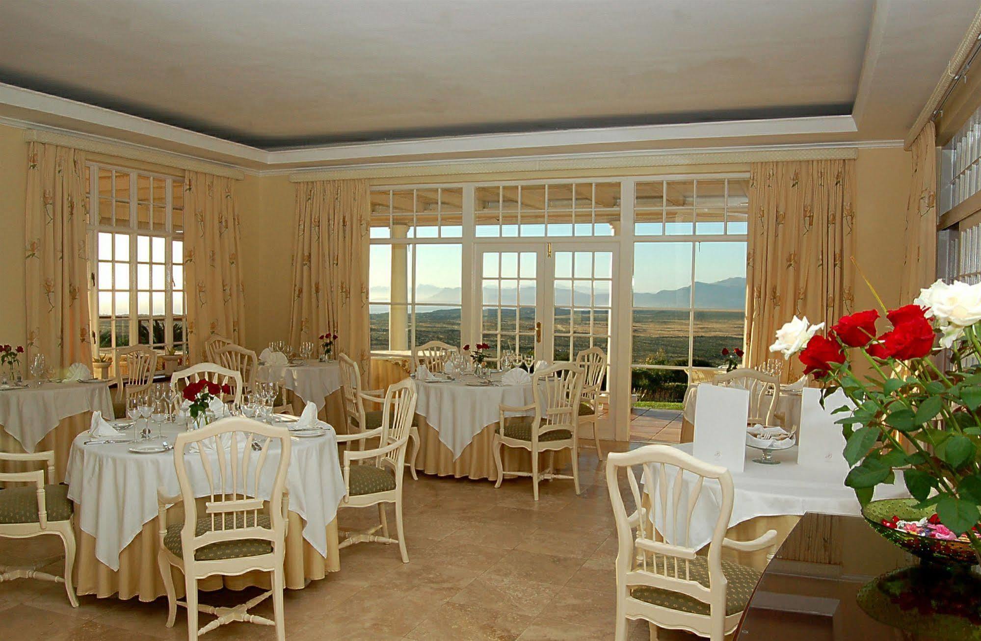 Bellavista Country Place Stanford Exterior photo